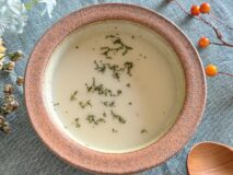 腎臓病食の管理栄養士監修・低たんぱくレシピ「減塩 玉ねぎのとろーりポタージュ｜無添加」